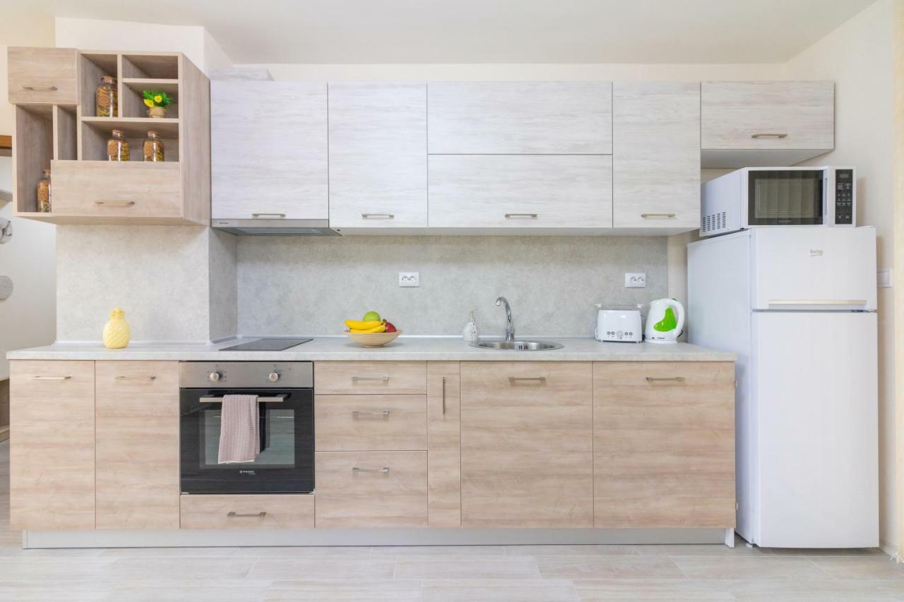 Domus Apartments Grand Plovdiv Buitenkant foto