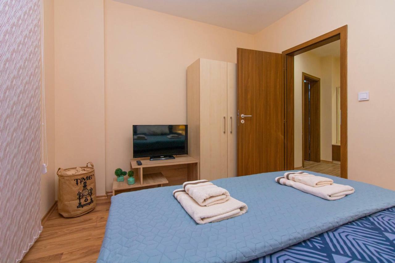 Domus Apartments Grand Plovdiv Buitenkant foto