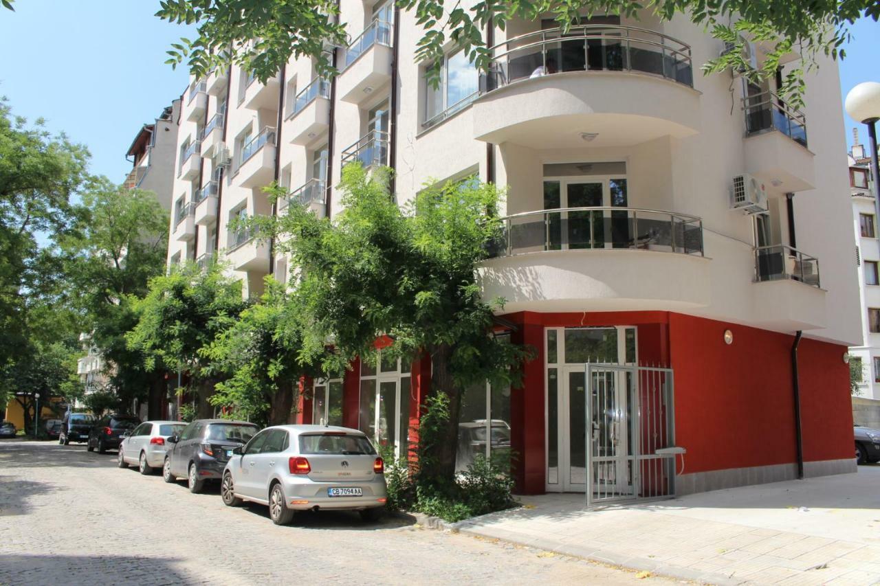 Domus Apartments Grand Plovdiv Buitenkant foto